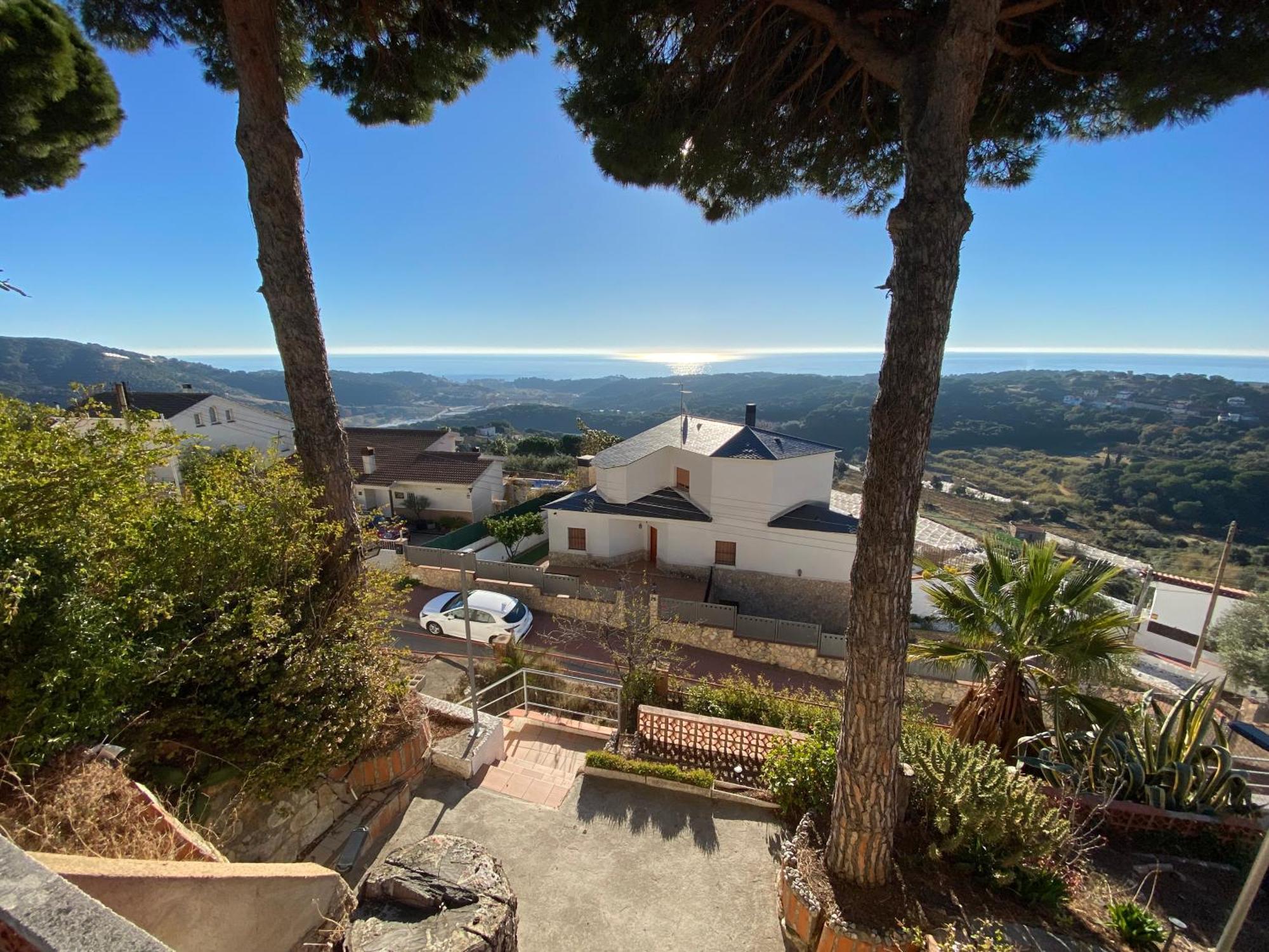 Villa Catalina - Vistamar Sant Cebria de Vallalta ภายนอก รูปภาพ
