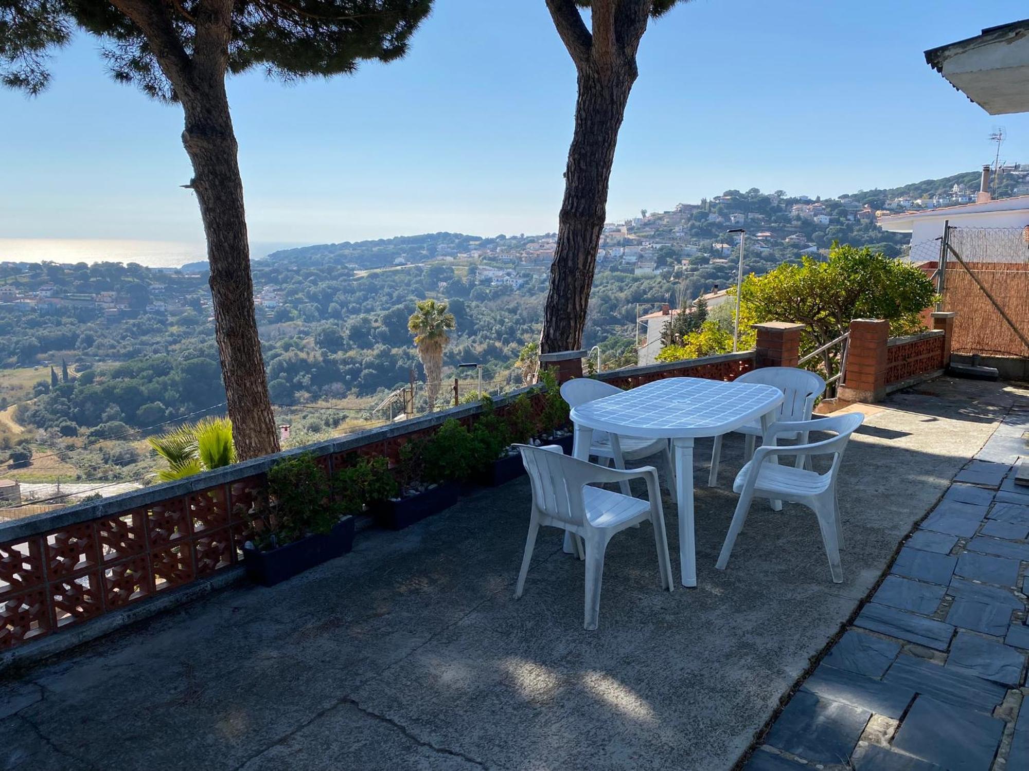 Villa Catalina - Vistamar Sant Cebria de Vallalta ภายนอก รูปภาพ